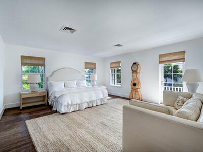 259 Queens Lane, Palm Beach, FL 33480