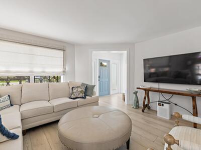 15 Uno Lago Drive, Juno Beach, FL 33408