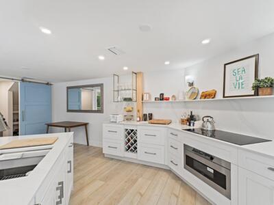 15 Uno Lago Drive, Juno Beach, FL 33408