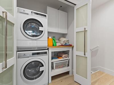 15 Uno Lago Drive, Juno Beach, FL 33408