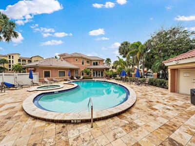 15 Uno Lago Drive, Juno Beach, FL 33408