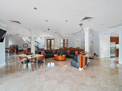 15 Uno Lago Drive, Juno Beach, FL 33408