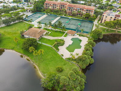 2255 Lindell Boulevard, Delray Beach, FL 33444