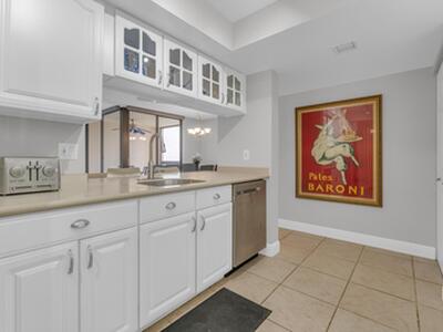 2255 Lindell Boulevard, Delray Beach, FL 33444