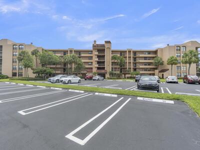 2255 Lindell Boulevard, Delray Beach, FL 33444