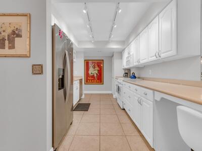 2255 Lindell Boulevard, Delray Beach, FL 33444