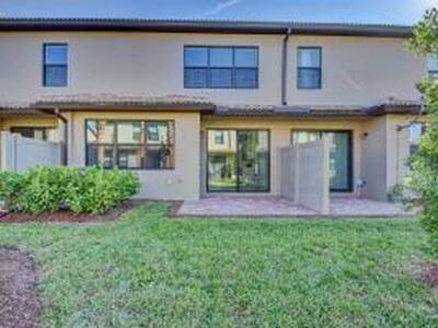 4599 San Fratello Circle, Lake Worth, FL 33467