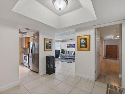 5550 N Ocean Drive, Singer Island, FL 33404