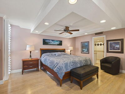 5550 N Ocean Drive, Singer Island, FL 33404