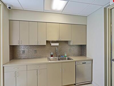 5550 N Ocean Drive, Singer Island, FL 33404