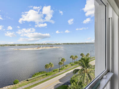 3230 S Ocean Boulevard, Palm Beach, FL 33480