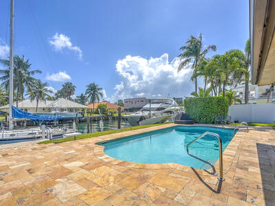 1090 Fairview Lane, Singer Island, FL 33404