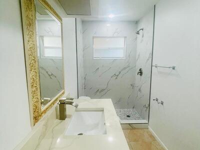 1050 E Sample Road, Pompano Beach, FL 33064