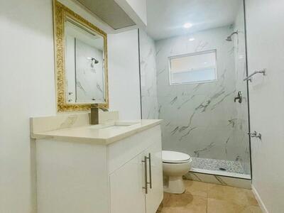 1050 E Sample Road, Pompano Beach, FL 33064