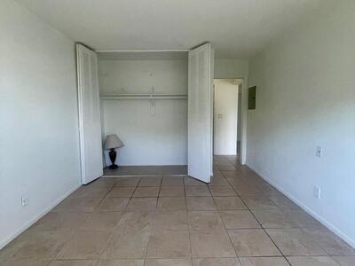 1050 E Sample Road, Pompano Beach, FL 33064