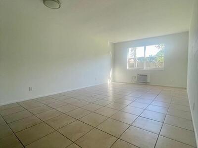 1050 E Sample Road, Pompano Beach, FL 33064