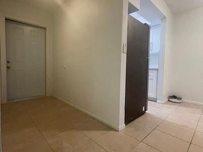 1050 E Sample Road, Pompano Beach, FL 33064