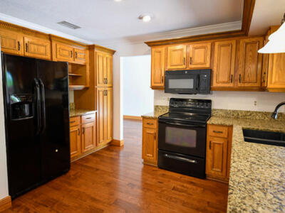 4160 Cedar Avenue, Palm Beach Gardens, FL 33410