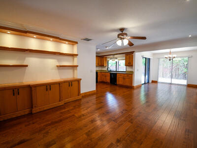 4160 Cedar Avenue, Palm Beach Gardens, FL 33410