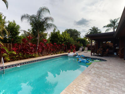 4160 Cedar Avenue, Palm Beach Gardens, FL 33410