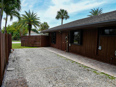 4160 Cedar Avenue, Palm Beach Gardens, FL 33410