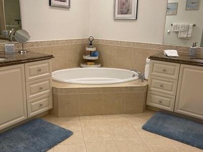 16 Harbour Isle Drive W, Fort Pierce, FL 34949