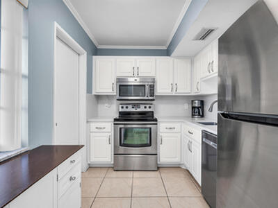 2800 N Palm Aire Drive, Pompano Beach, FL 33069