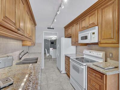 4200 N Ocean Drive, Singer Island, FL 33404