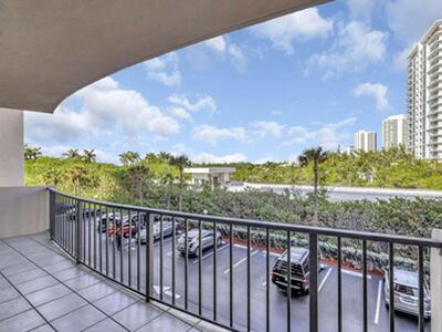4200 N Ocean Drive, Singer Island, FL 33404