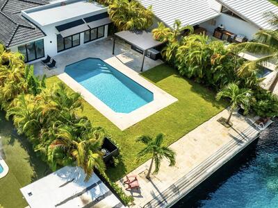 7610 Bayside Lane, Miami Beach, FL 33141