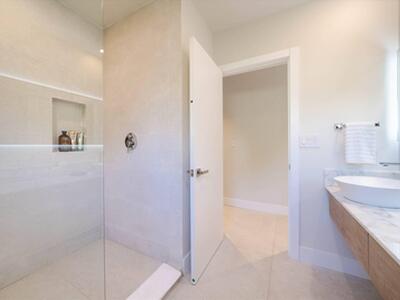 7610 Bayside Lane, Miami Beach, FL 33141