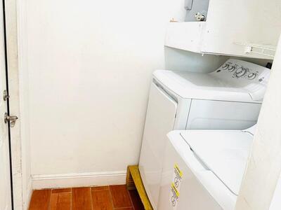 1520 Barbarie Ln Lane, West Palm Beach, FL 33417