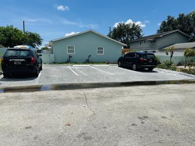 1520 Barbarie Ln Lane, West Palm Beach, FL 33417