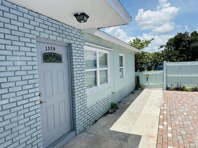 1520 Barbarie Ln Lane, West Palm Beach, FL 33417