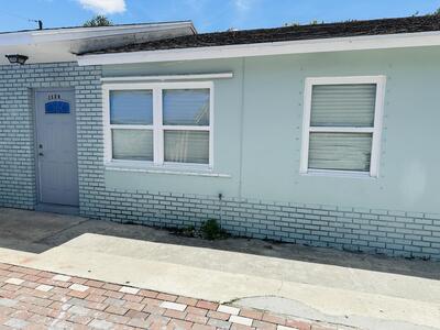 1520 Barbarie Ln Lane, West Palm Beach, FL 33417