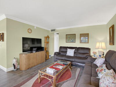 154 Preston D, Boca Raton, FL 33434