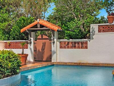 1 Ocean Lane, Manalapan, FL 33462