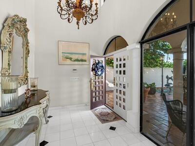 1 Ocean Lane, Manalapan, FL 33462