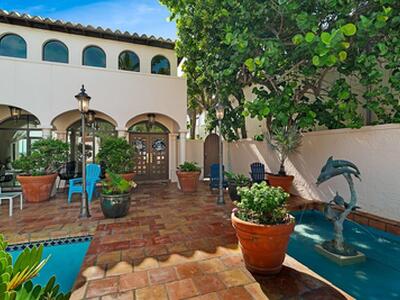 1 Ocean Lane, Manalapan, FL 33462