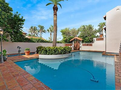 1 Ocean Lane, Manalapan, FL 33462