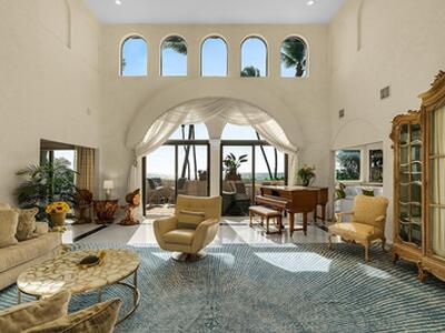 1 Ocean Lane, Manalapan, FL 33462