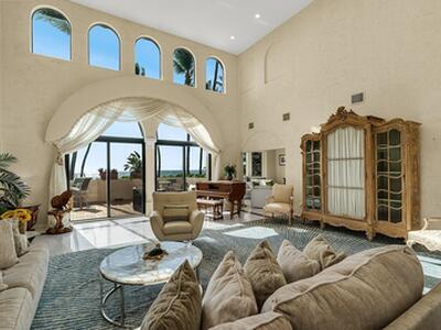 1 Ocean Lane, Manalapan, FL 33462