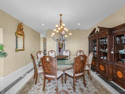 1 Ocean Lane, Manalapan, FL 33462