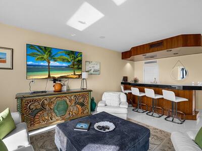 1 Ocean Lane, Manalapan, FL 33462