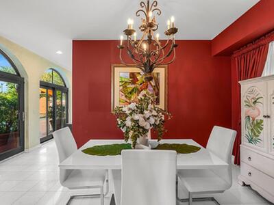 1 Ocean Lane, Manalapan, FL 33462