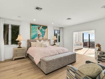 1 Ocean Lane, Manalapan, FL 33462