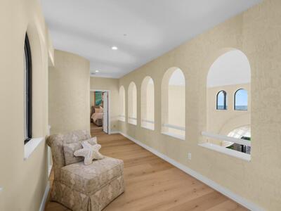 1 Ocean Lane, Manalapan, FL 33462