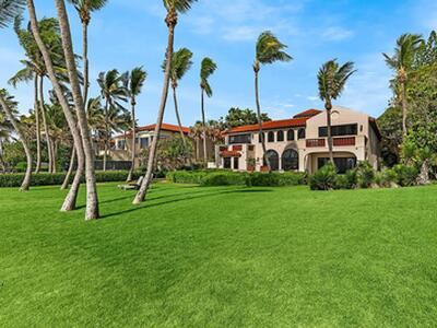 1 Ocean Lane, Manalapan, FL 33462