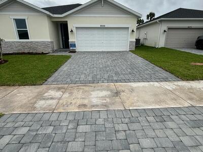 8666 Dahlia Circle, Port Saint Lucie, FL 34986