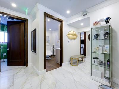 249 Peruvian Avenue, Palm Beach, FL 33480